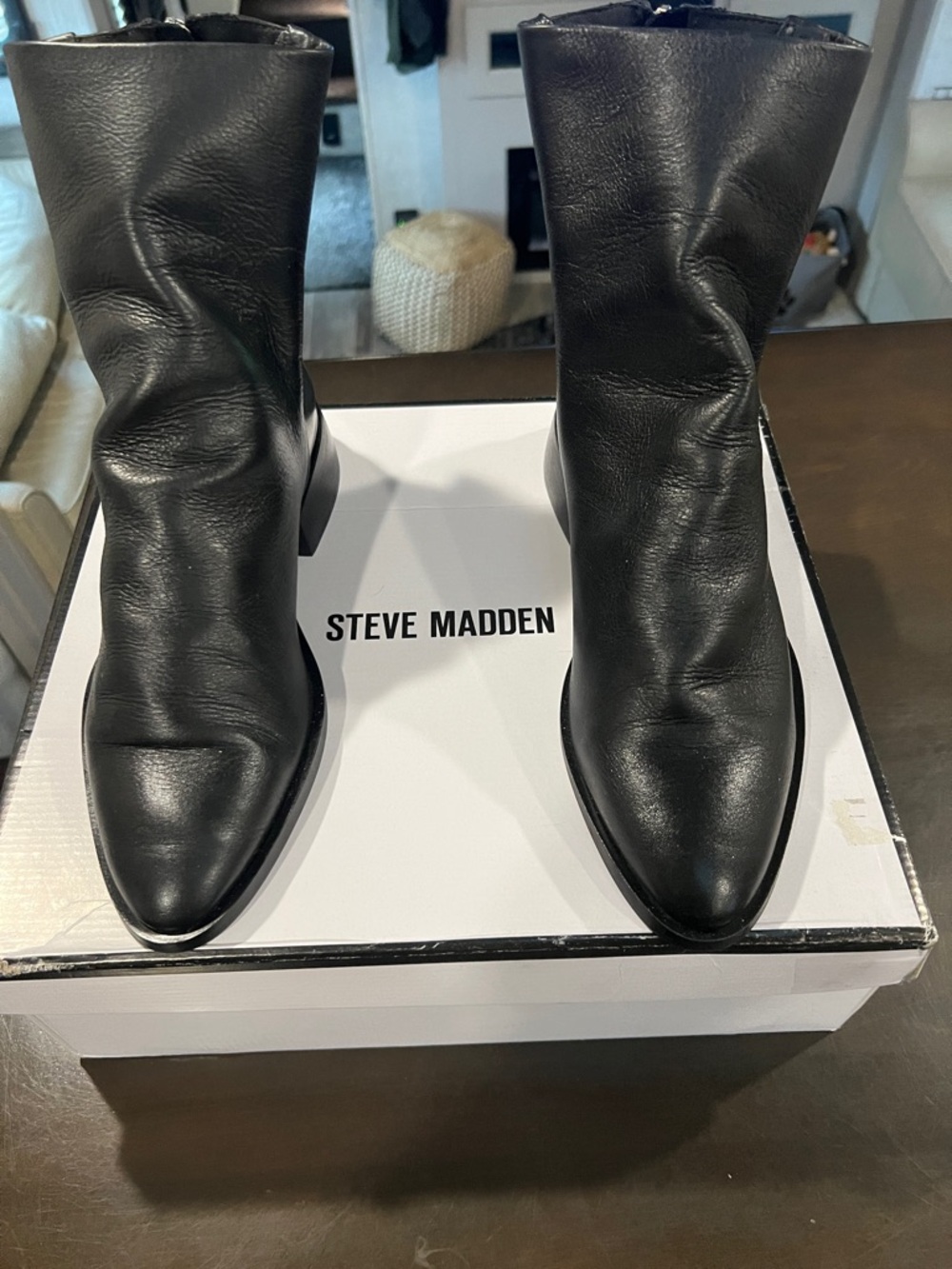 Steve Madden Black Leather Pointed Toe Ankle Boots